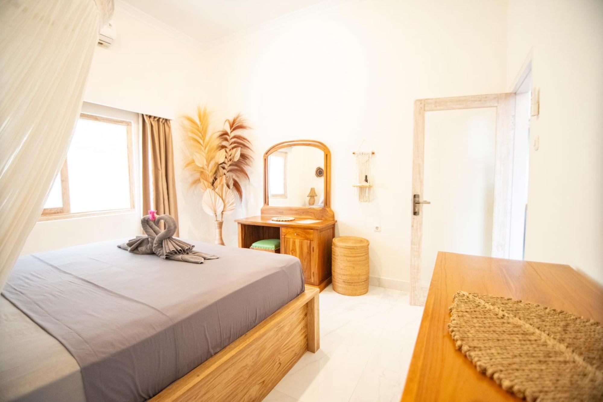 Rumah Singa - Holistic Healing Retreat กิลิไอร์ ภายนอก รูปภาพ